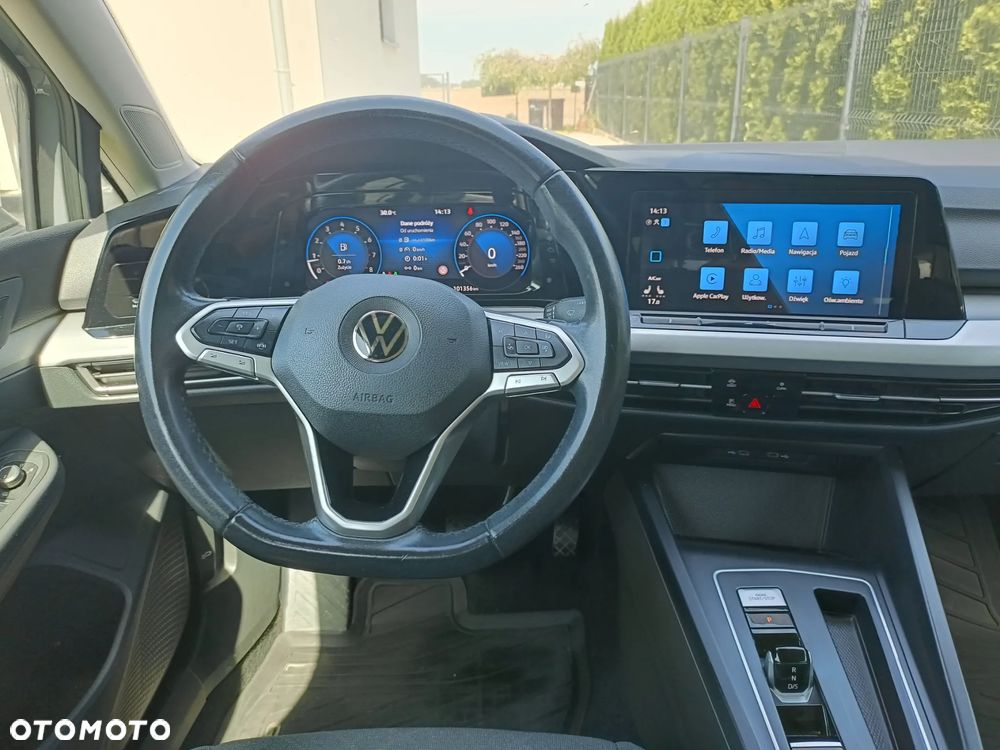 Volkswagen Golf - 2
