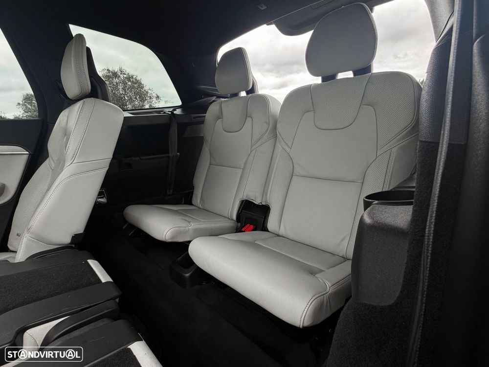 Volvo XC 90 2.0 T8 PHEV R-Design AWD - 22