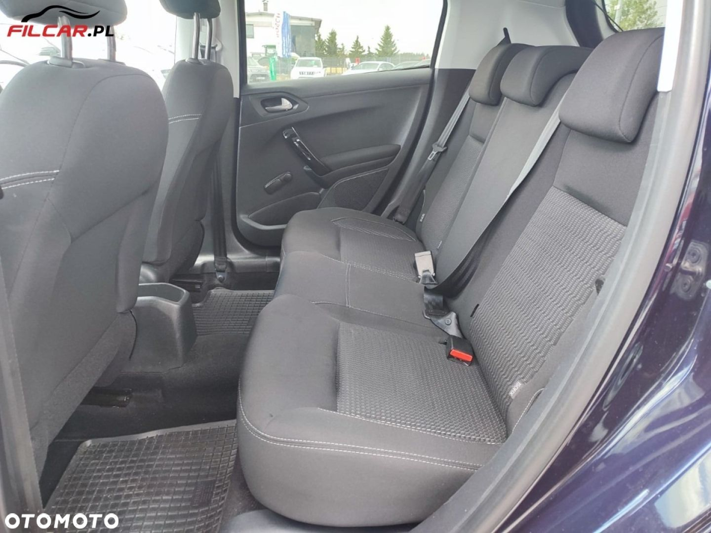 Peugeot 208 - 7