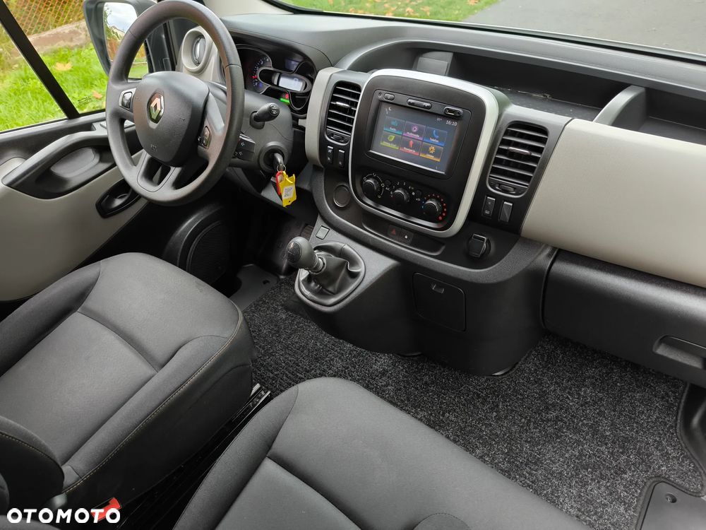 Renault Trafic LONG - 14