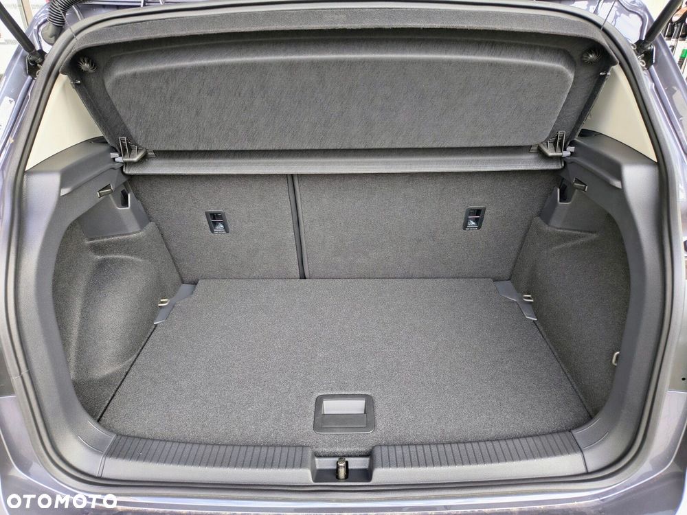 Volkswagen T-Cross 1.0 TSI Life Plus - 27