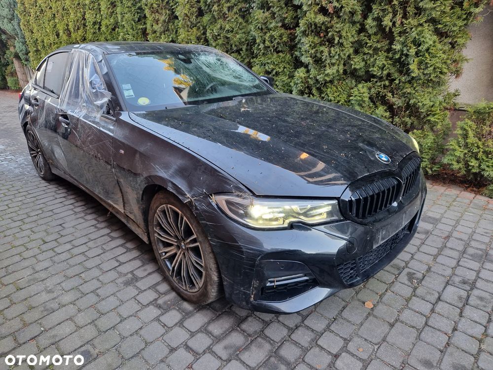BMW Seria 3 320d Edition M Sport Shadow - 1