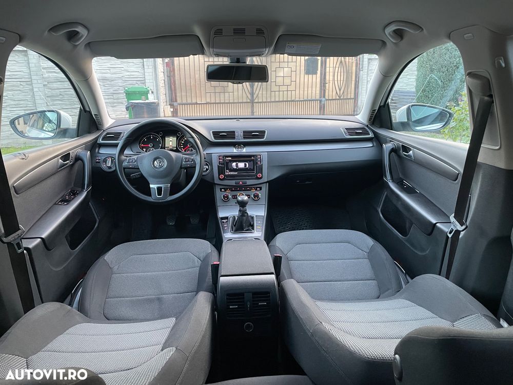 Volkswagen Passat - 7