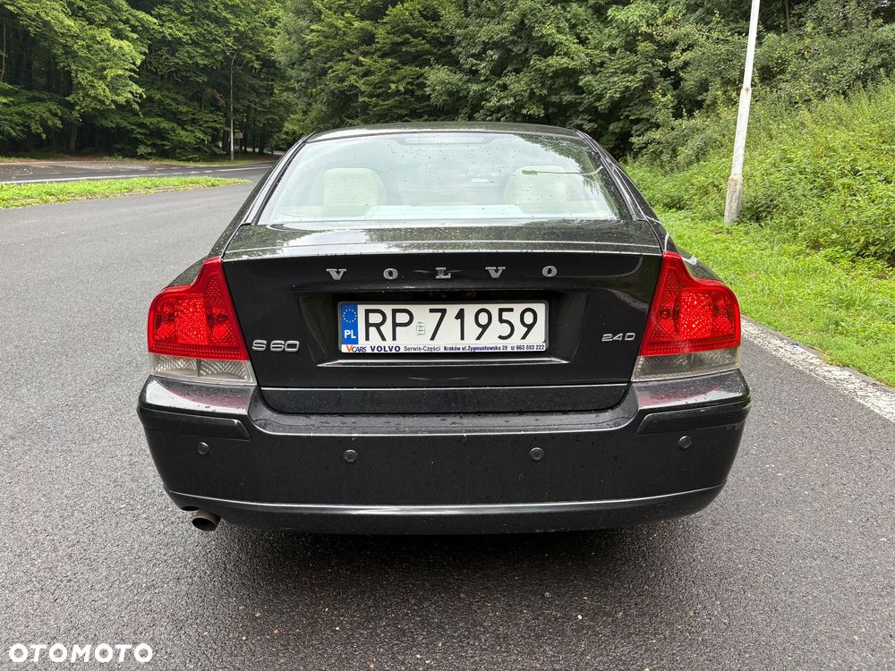 Volvo S60 - 2
