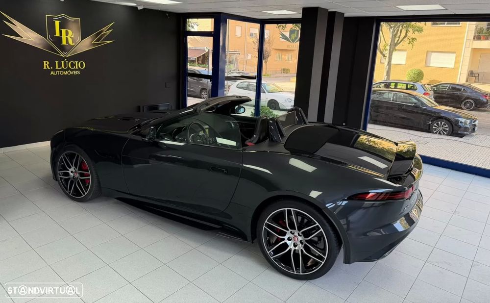 Jaguar F-Type 2.0 i4 Chequered Flag - 9