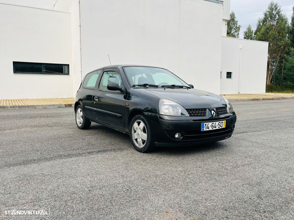 Renault Clio 1.5 dCi S - 2