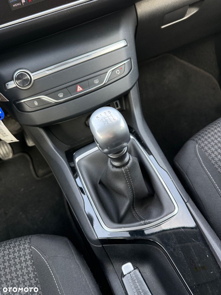 Peugeot 308 - 28
