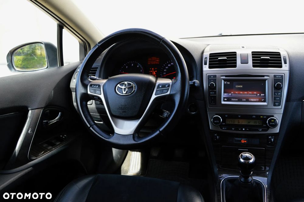 Toyota Avensis 2.0 D-4D Sol - 9