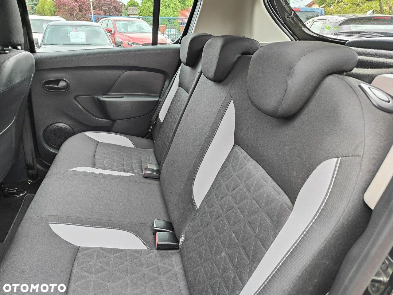 Dacia Sandero Stepway 1.5 dCi Ambiance - 24