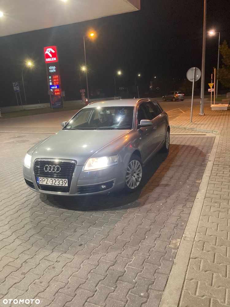 Audi A6 - 4
