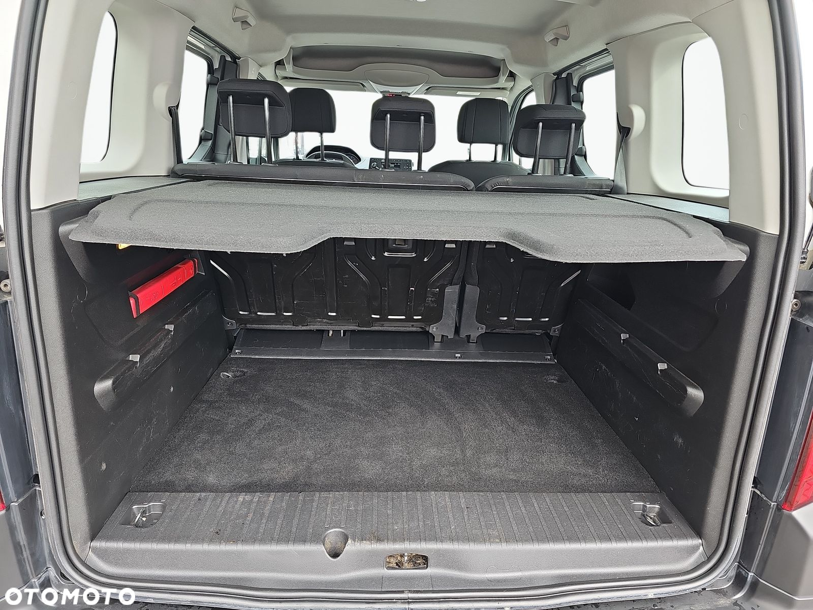 Peugeot Rifter 1.5 BlueHDI Active - 21