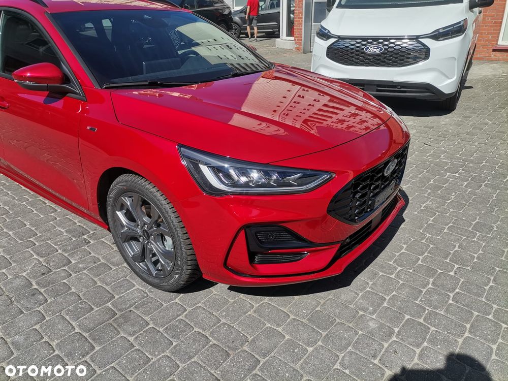 Ford Focus 1.0 EcoBoost mHEV ST-Line X - 9