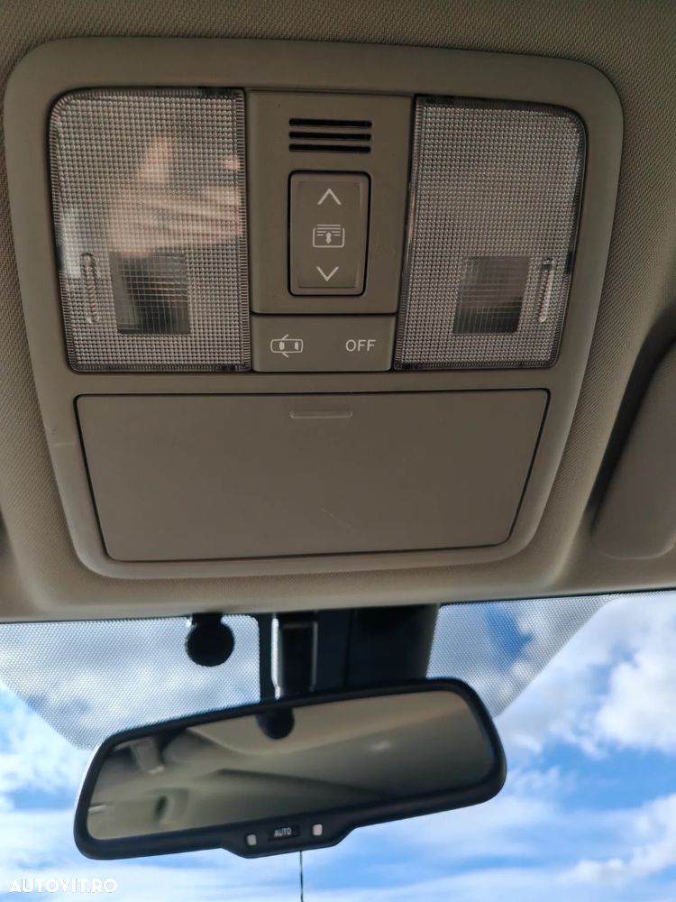 Toyota Avensis 2.2 D-CAT Luxury (consola nichel) - 21