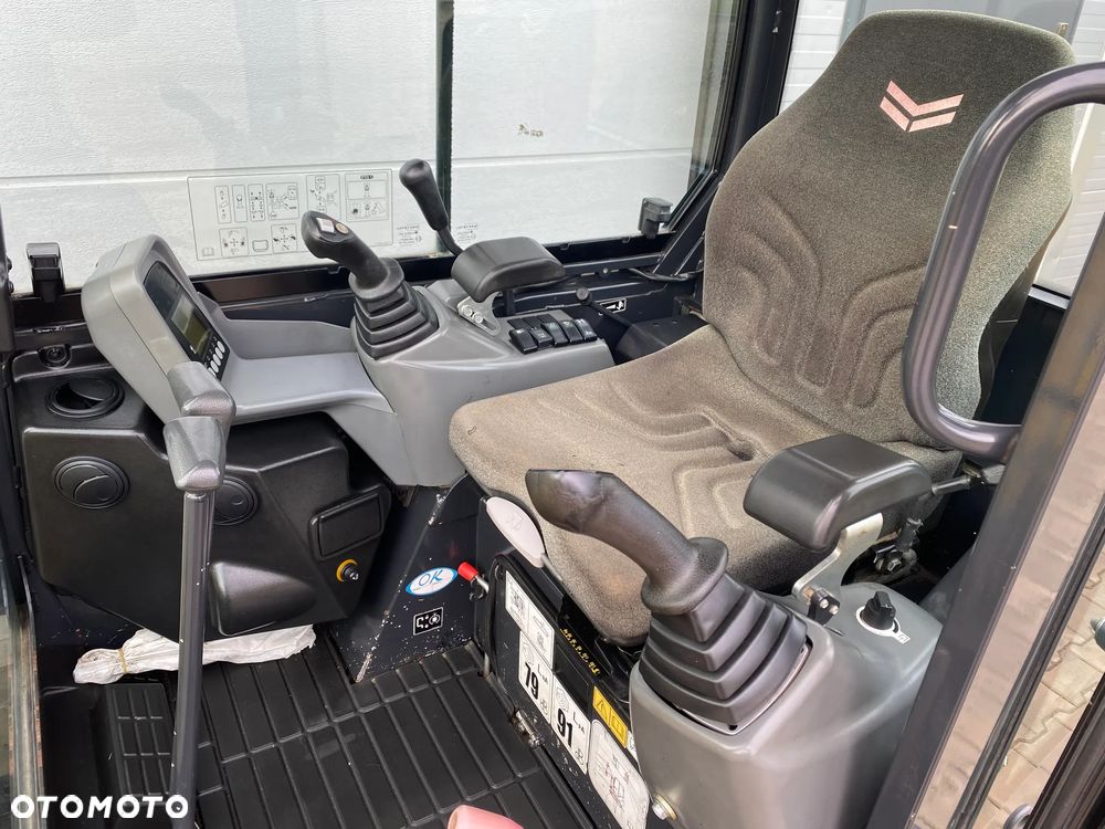 Yanmar SV18 Minikoparka - 15