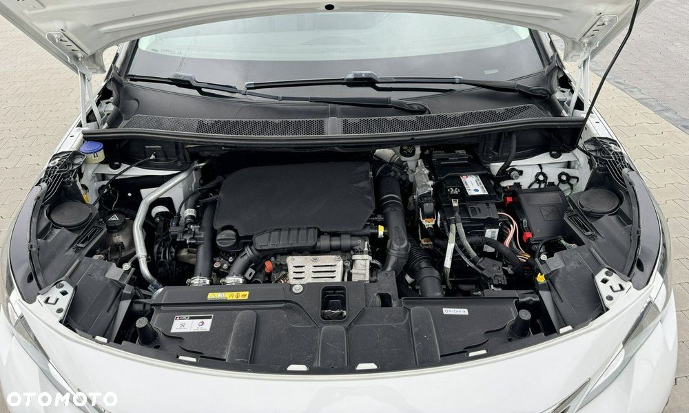 Peugeot 3008 PureTech 130 Stop & Start GPF EAT8 Allure Pack - 4