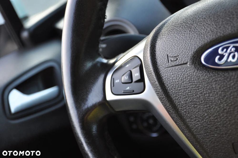 Ford Transit Courier Basis - 27