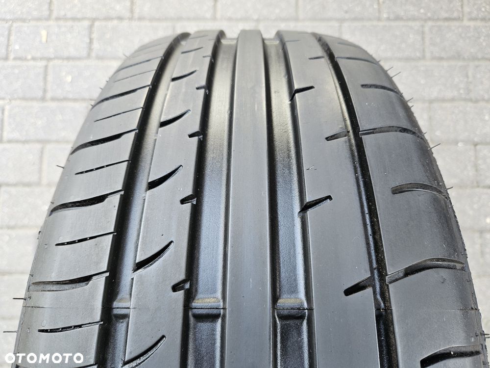 2x 215/50R18 92W Falken Azenis FK453CC / 2x 7,5mm [155] - 1