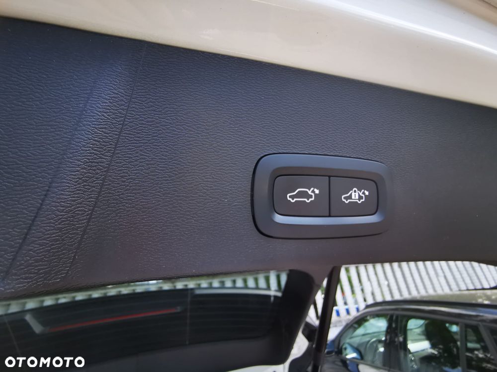 Volvo XC 40 82kWh Recharge Twin AWD Ultimate - 23