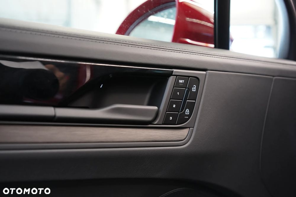 Porsche Cayenne GTS - 21