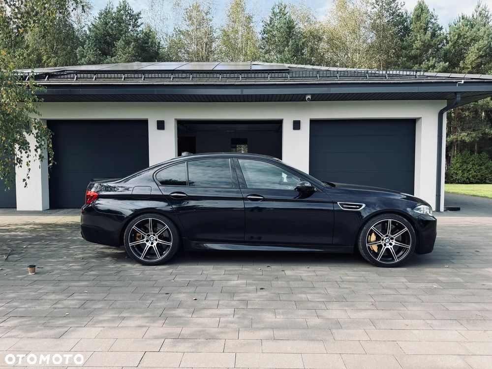 BMW M5 Standard - 1