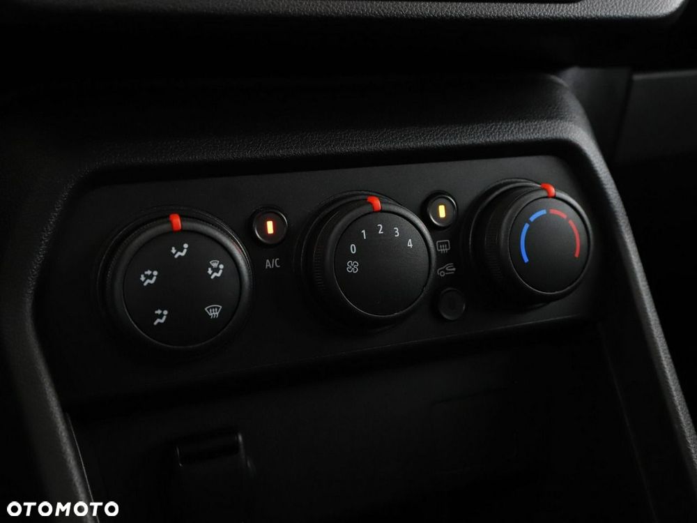 Dacia Sandero Stepway TCe 90 Essential - 25