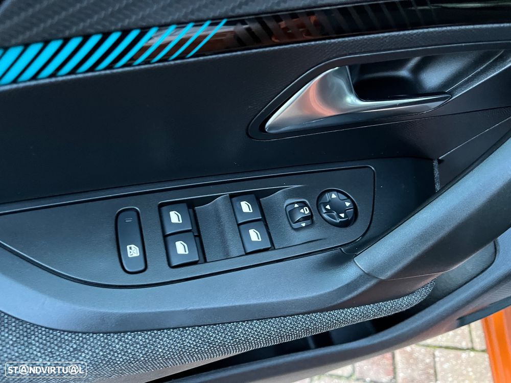 Peugeot 2008 PureTech 100 Style - 8