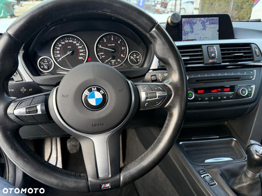 BMW Seria 3 318d M Sport EU6 - 6