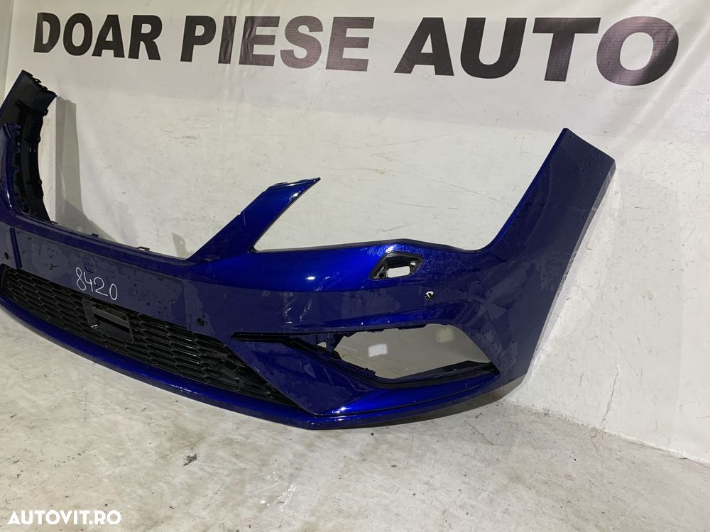 Bara fata Seat Leon 3, facelift, 2016, 2017, 2018, 2019, cod origine OE 5F0807221AB, cu gauri pentru spalatori faruri si senzori de parcare (4). Grila este defecta. - 2
