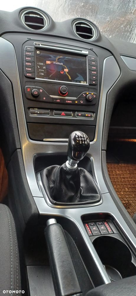 Ford Mondeo 2.0 TDCi Titanium - 24