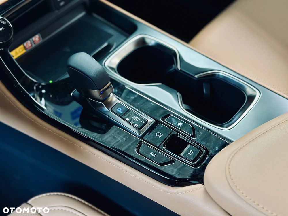 Lexus NX 350h Prestige 2WD - 25