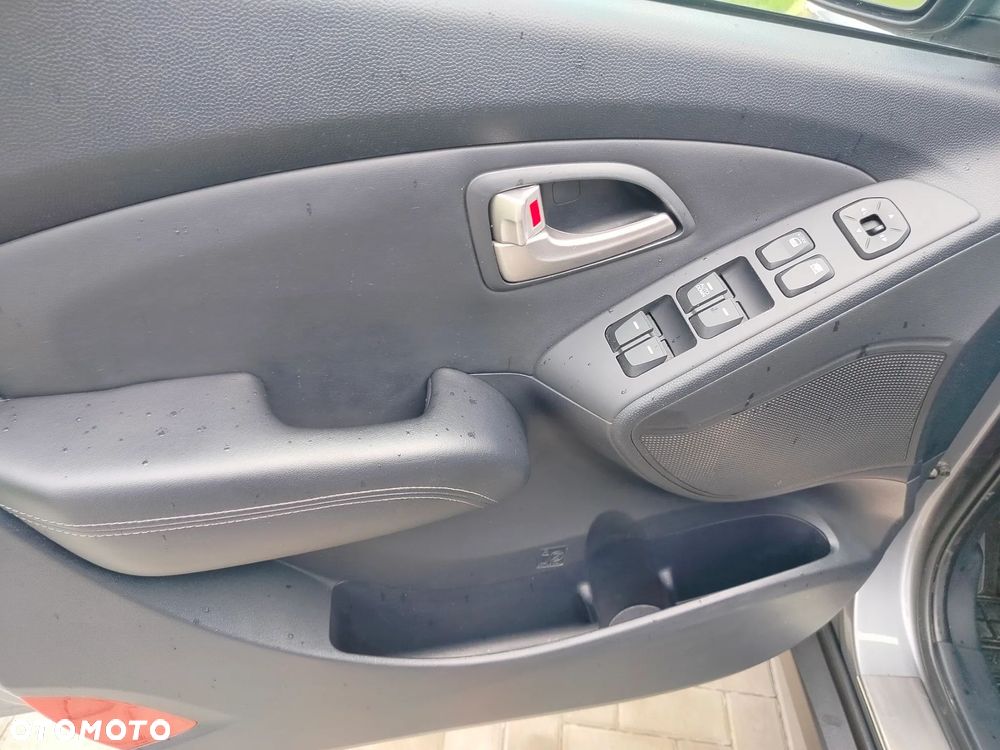 Hyundai ix35 1.6 2WD Classic - 23