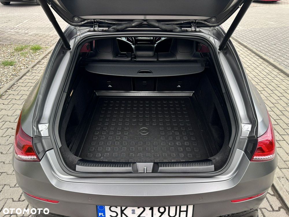 Mercedes-Benz CLA AMG 45 S 4-Matic+ 8G-DCT - 17