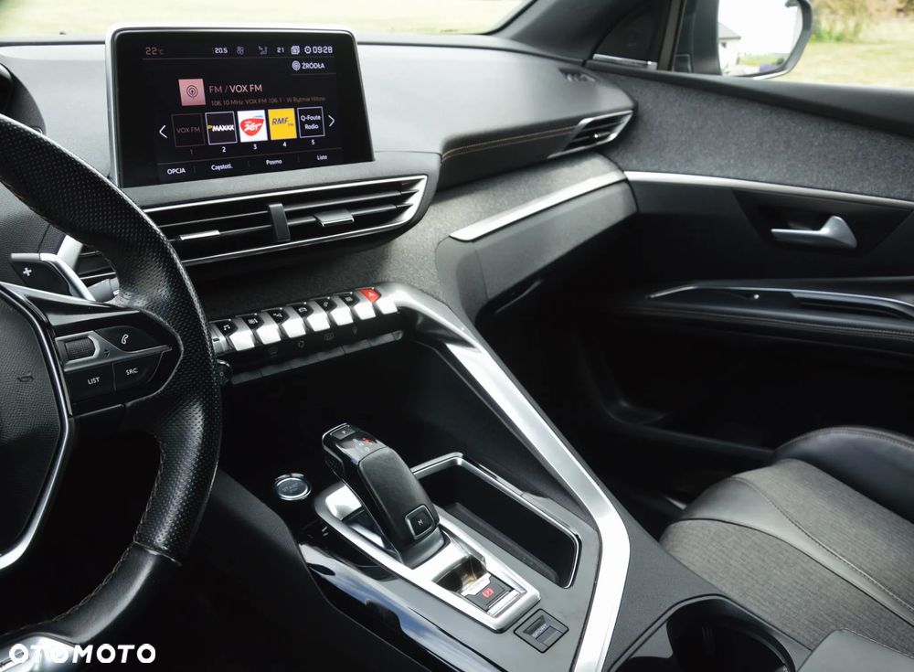 Peugeot 5008 - 16