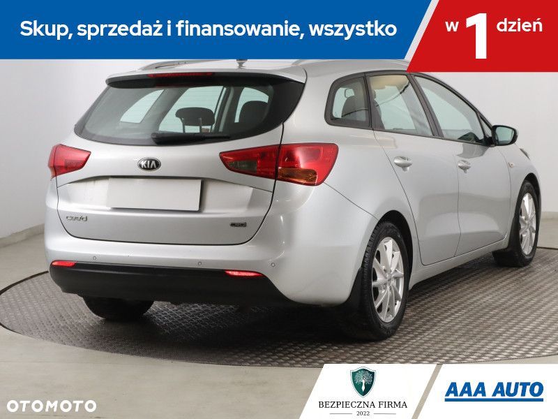 Kia Ceed - 7