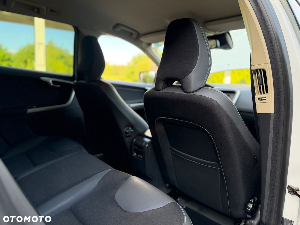 Volvo XC 60 - 16