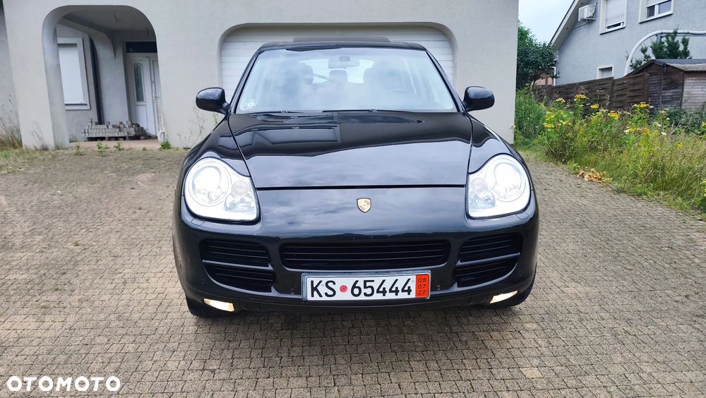 Porsche Cayenne - 30