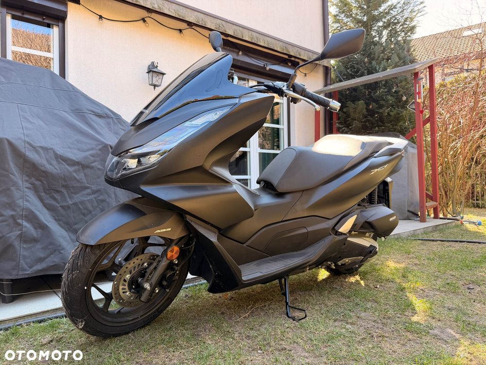 Honda PCX - 1