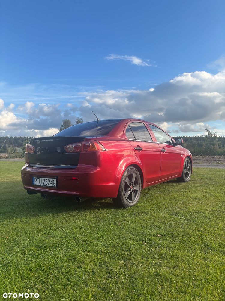 Mitsubishi Lancer 2.0 DID Intense - 10