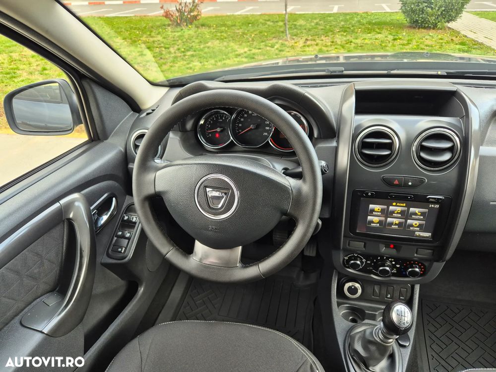 Dacia Duster dCi 110 FAP 4x4 Prestige - 10