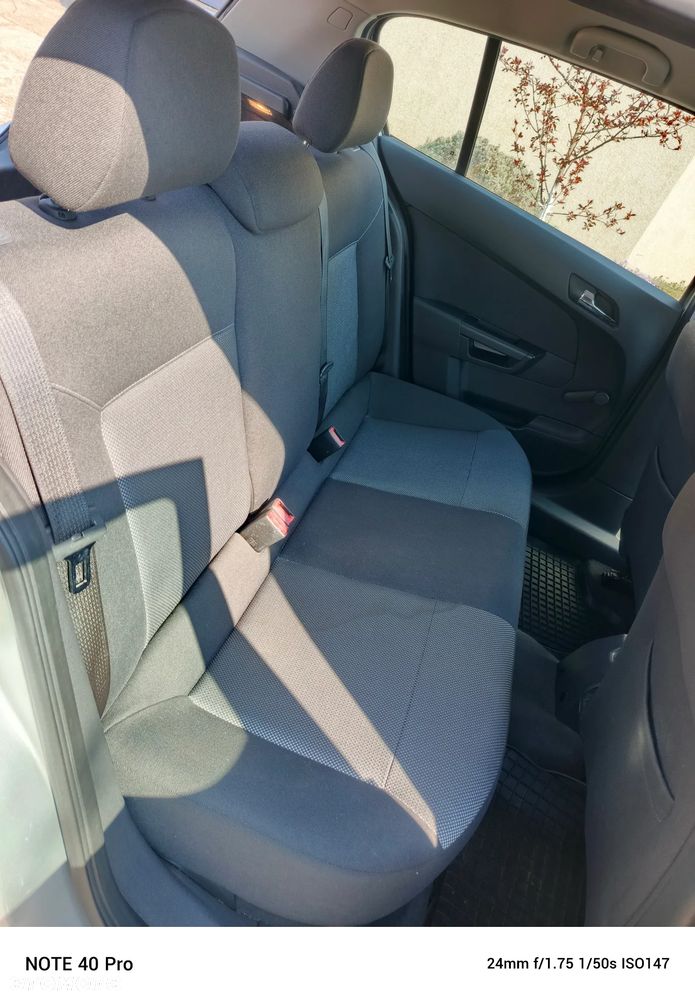 Opel Astra 1.4 Edition Plus - 12