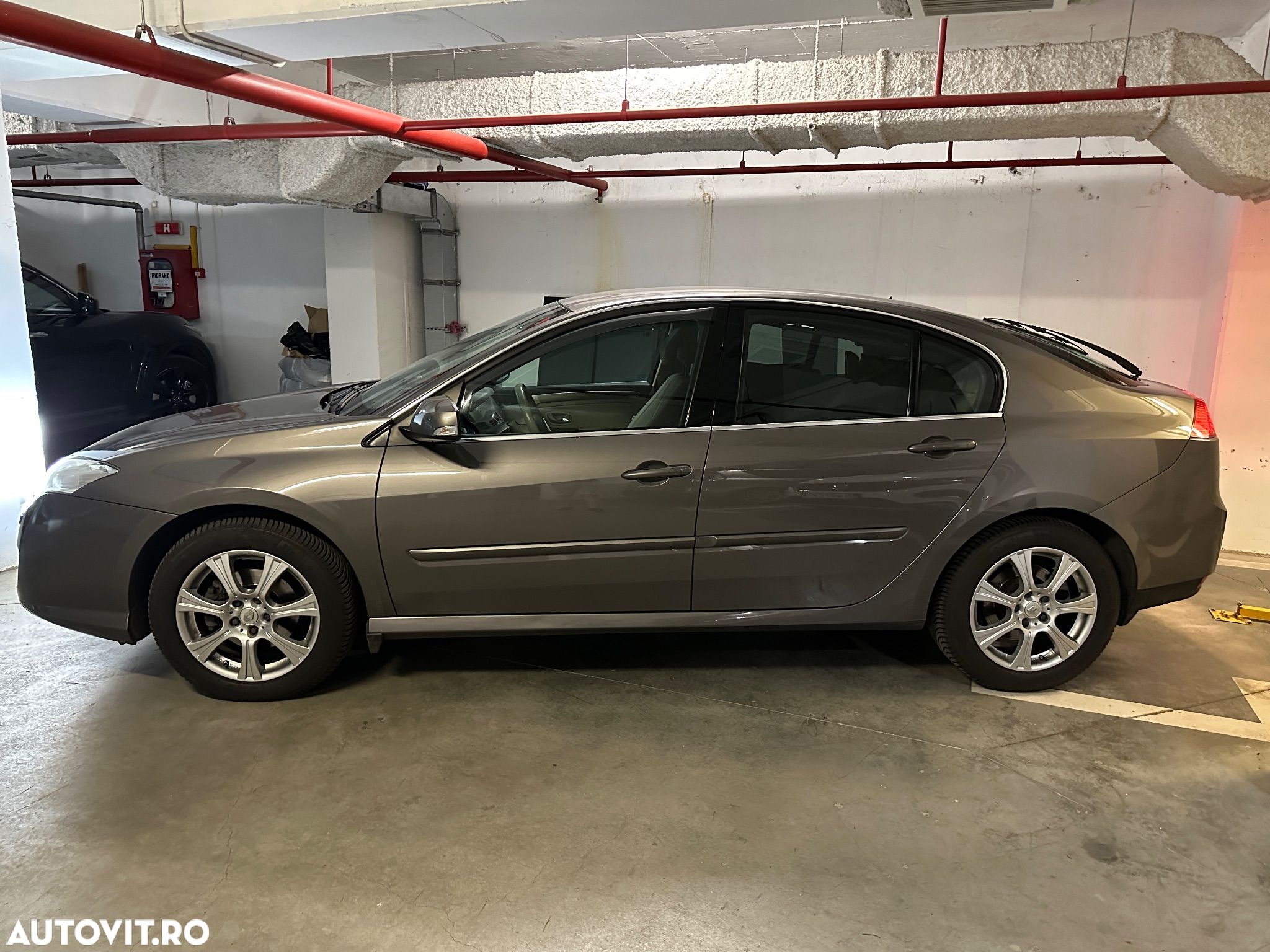 Renault Laguna 2.0 Turbo Dynamique Aut - 1