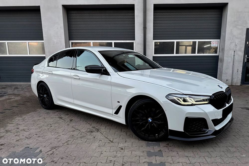 BMW 5 Series 2022 photo 2