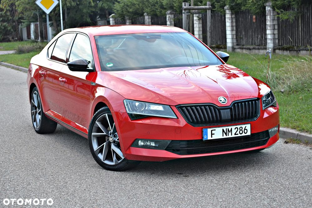 Skoda Superb 2.0 TDI 4x4 DSG Sportline - 22