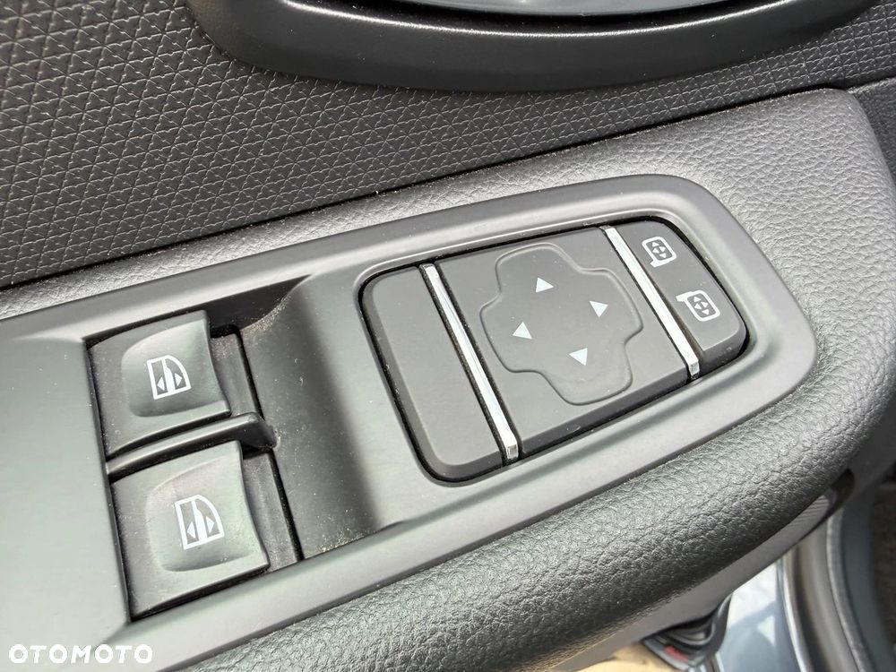 Renault Clio 0.9 TCe Limited - 31