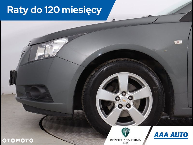 Chevrolet Cruze - 15