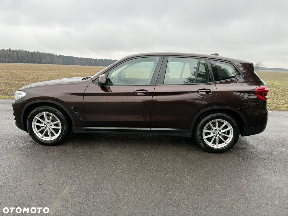 BMW X3 xDrive20i Advantage - 31