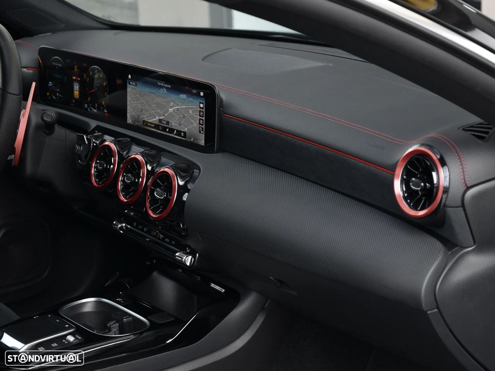 Mercedes-Benz CLA 35 AMG 4Matic - 10