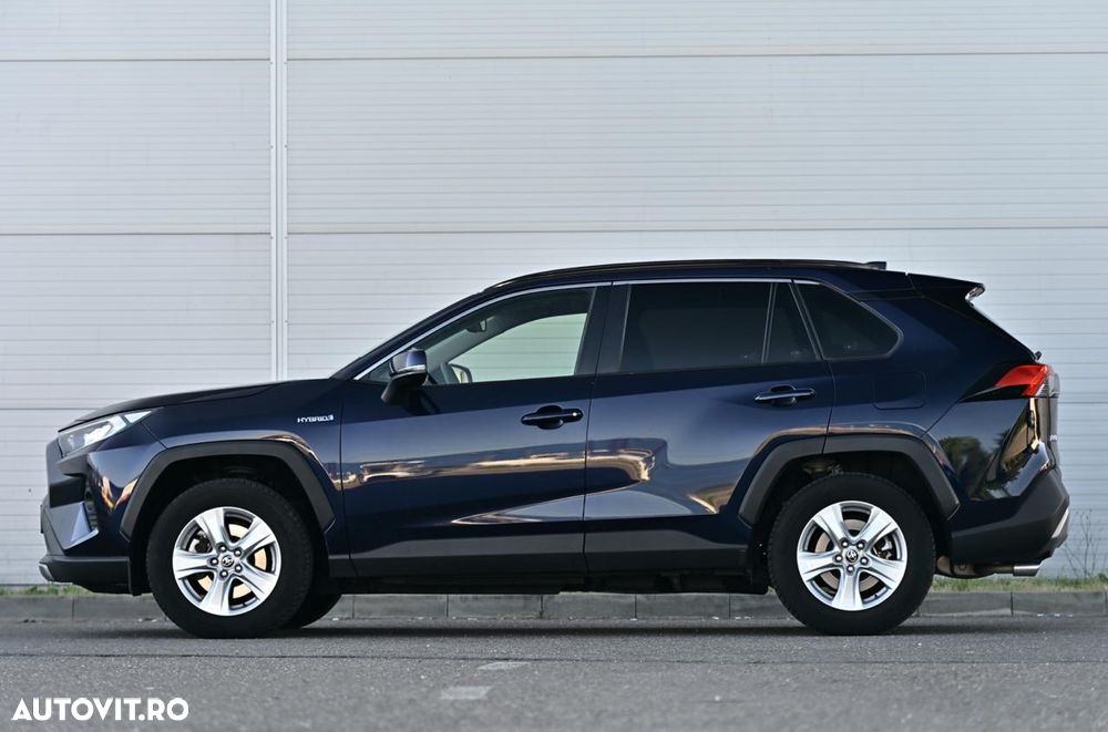 Toyota RAV4 - 4