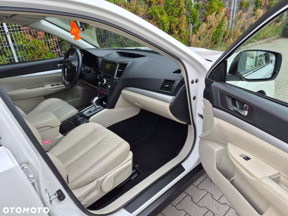 Subaru Outback - 33