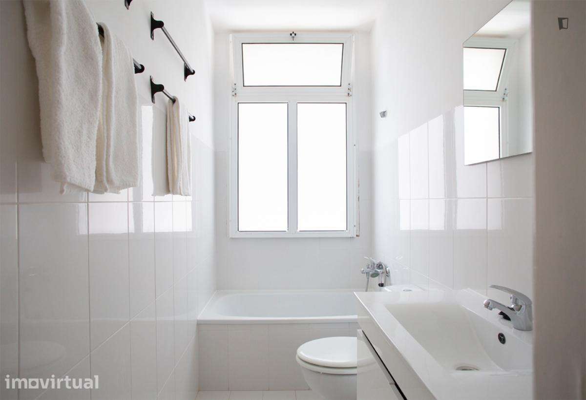 Quarto - localizado em Arroios Lisbon - Grande imagem: 2/12
